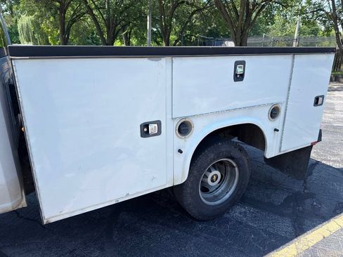 Used 2021 Chevrolet Silverado 3500 W/T w/ WT Convenience Package AWD/4WD image 12
