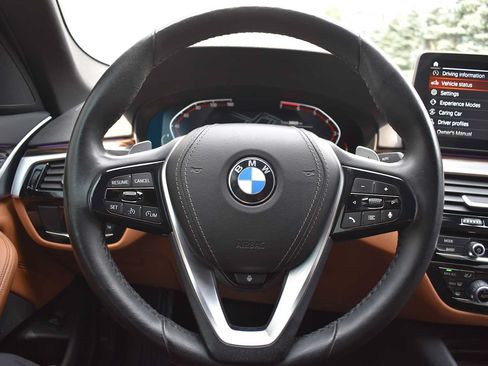 Used 2023 BMW 530i xDrive w/ Convenience Package AWD/4WD image 13