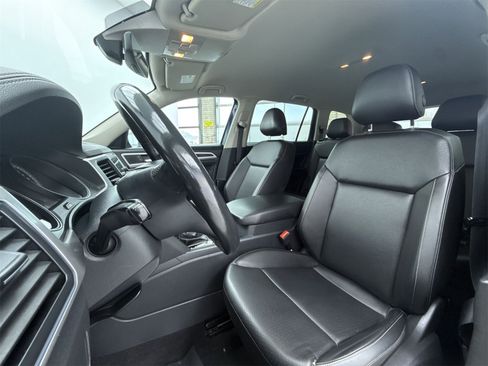 Used 2018 Volkswagen Atlas SE image 10
