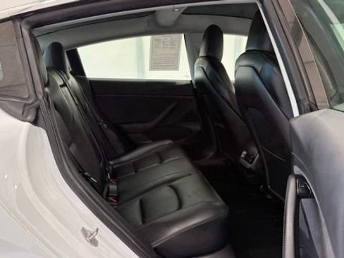 Used 2019 Tesla Model 3 Standard Range Plus RWD image 25