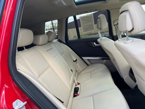 Used 2013 Mercedes-Benz GLK 350 4MATIC image 36