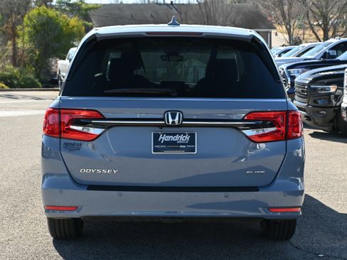 Used 2024 Honda Odyssey Elite image 15