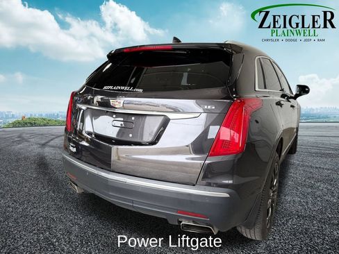 Used 2017 Cadillac XT5 Premium Luxury AWD/4WD image 5