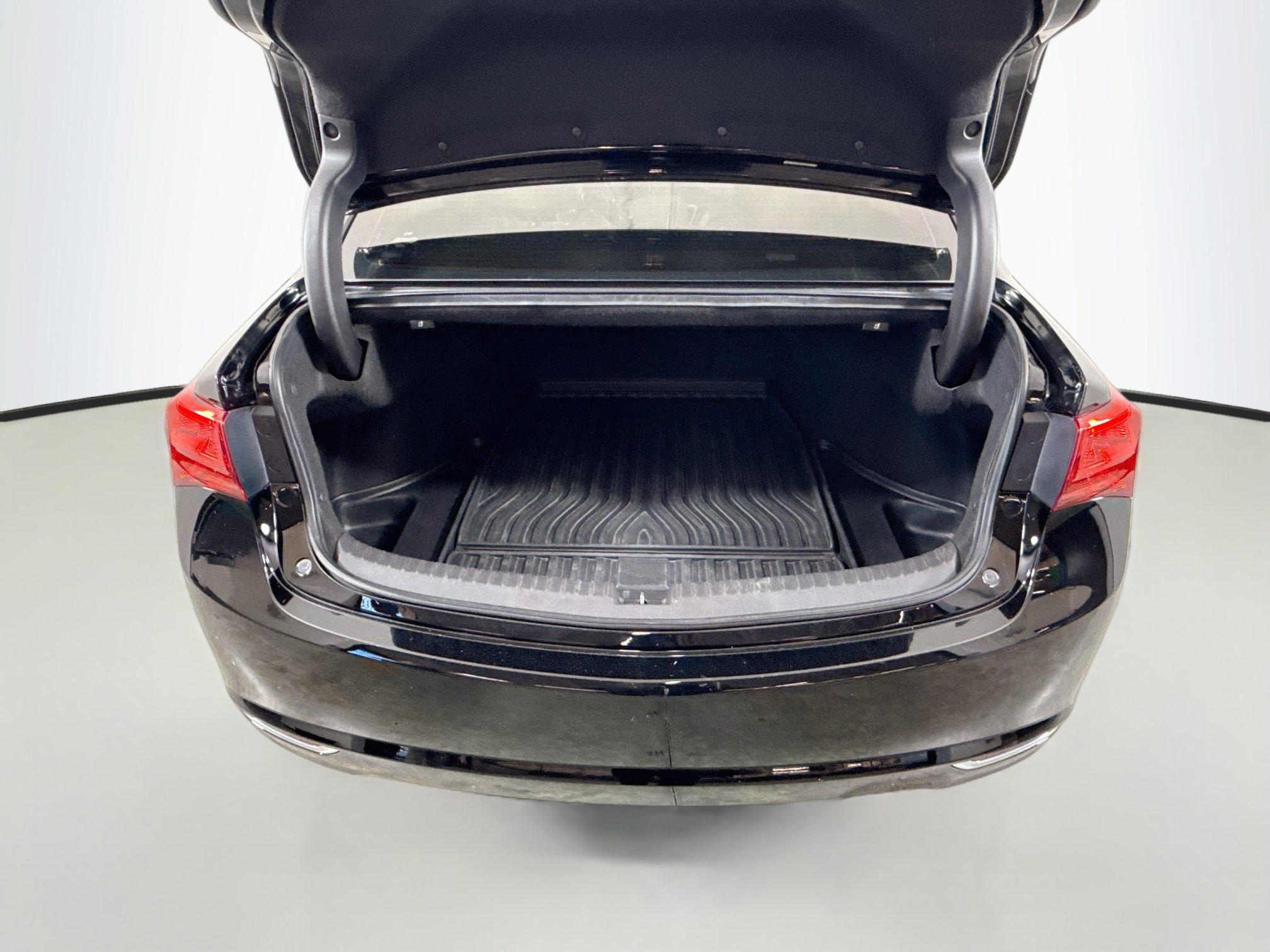 Used 2019 Acura TLX FWD image 24