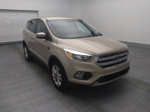 Used 2017 Ford Escape SE FWD image 13