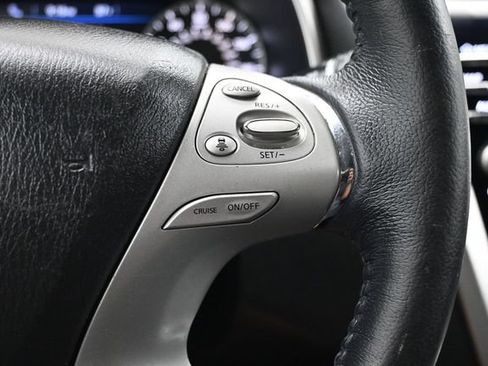Used 2018 Nissan Murano SL w/ Moonroof Package FWD image 10
