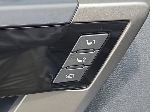 New 2026 Toyota Tundra Limited AWD/4WD image 13