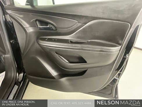 Used 2019 Buick Encore Sport Touring FWD image 20