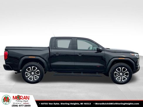 Certified 2024 GMC Canyon AT4 w/ AT4 Premium Package AWD/4WD image 6