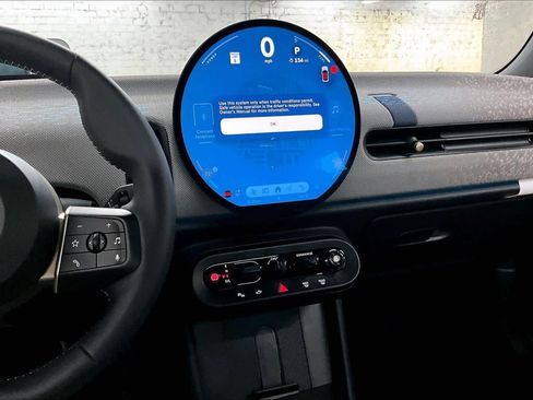 Certified 2025 MINI Cooper S image 9