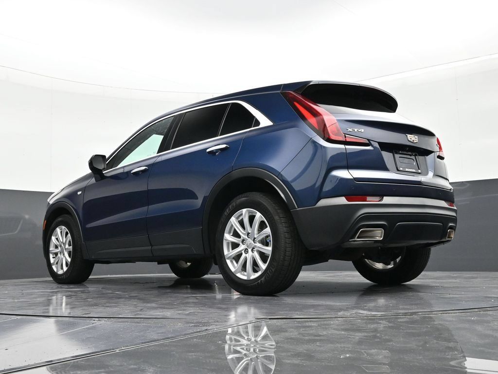Certified 2021 Cadillac XT4 Luxury w/ Driver Awareness Package FWD image 22