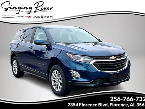 Used 2021 Chevrolet Equinox LT image 1