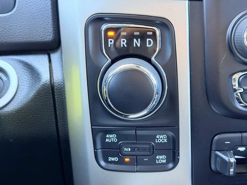 Used 2015 RAM 1500 Big Horn AWD/4WD image 24