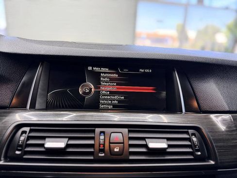 Used 2016 BMW 528i Sedan RWD image 12
