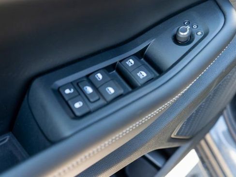 New 2026 Jeep Grand Cherokee Altitude AWD/4WD image 15