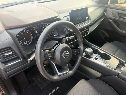 Used 2021 Nissan Rogue S FWD image 25