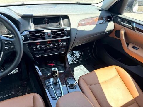 Used 2017 BMW X3 sDrive28i image 4