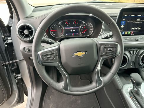 New 2025 Chevrolet Blazer LT w/ Convenience Package image 14