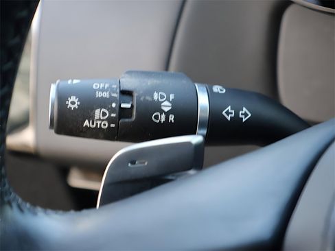 Used 2023 Land Rover Range Rover Sport SE image 34