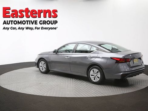 Used 2023 Nissan Altima 2.5 S FWD image 62