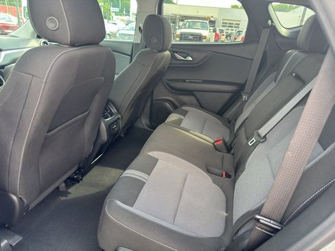 Used 2025 Chevrolet Blazer LT AWD/4WD image 7
