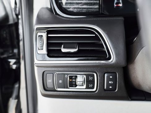 Used 2023 Lincoln Navigator Black Label AWD/4WD image 25