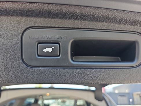 Used 2023 Honda Odyssey EX-L image 16