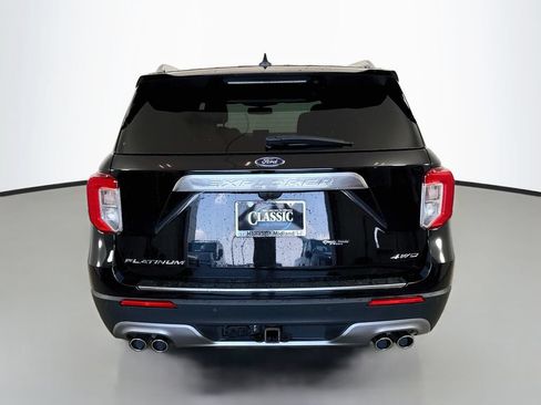 Used 2023 Ford Explorer Platinum w/ Technology Package AWD/4WD image 6