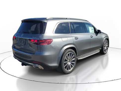 New 2026 Mercedes-Benz GLS 580 4MATIC image 4