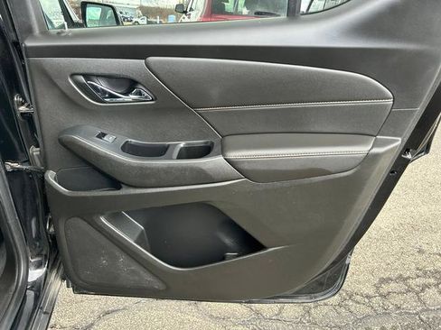 Used 2020 Chevrolet Traverse LS image 27