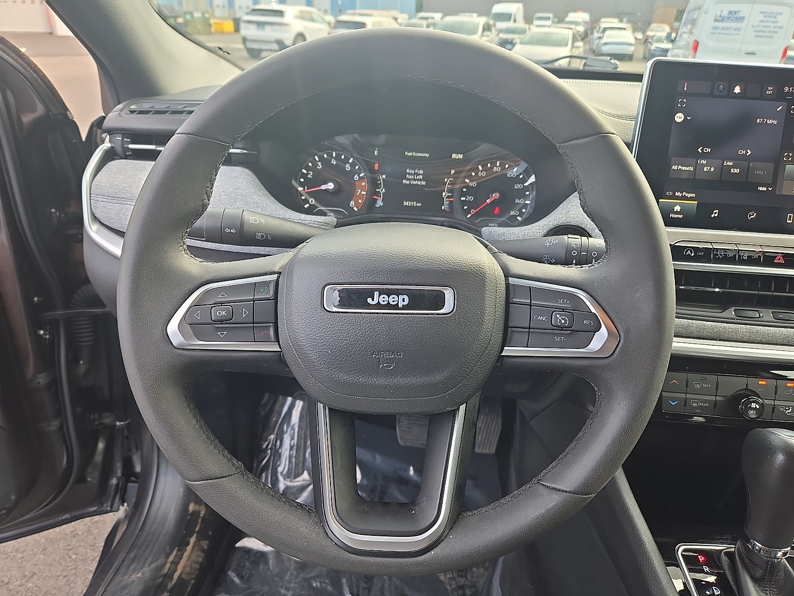 Used 2023 Jeep Compass Latitude AWD/4WD image 18