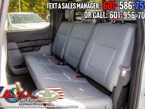 Used 2023 Ford F550 4x4 Crew Cab Super Duty image 10
