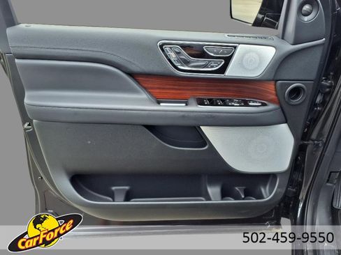 Used 2024 Lincoln Navigator L Reserve image 18