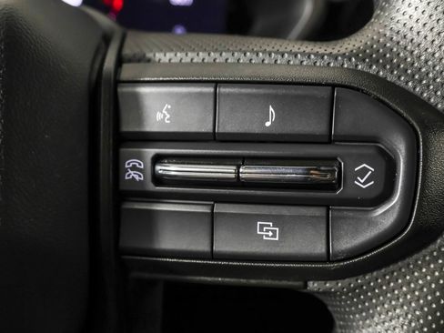 Used 2024 Chevrolet Colorado Trail Boss w/ Technology Package image 28