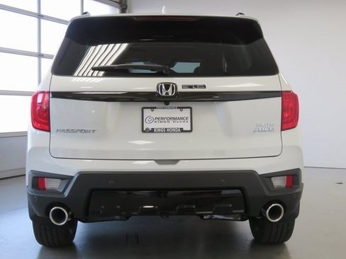 Used 2023 Honda Passport Elite image 15