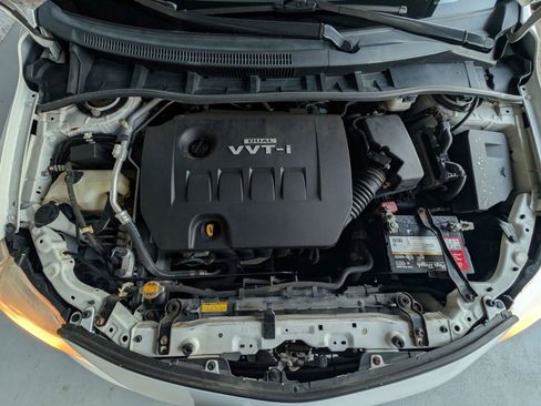 Used 2010 Toyota Corolla image 13