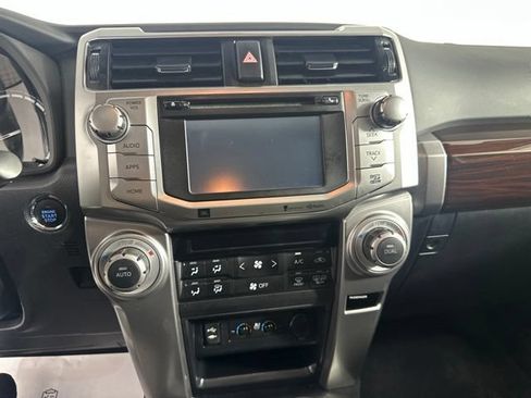 Used 2015 Toyota 4Runner Limited AWD/4WD image 15