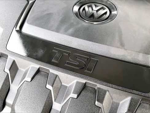 Used 2019 Volkswagen Beetle 2.0T Final Edition SEL image 29