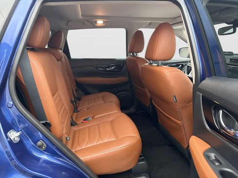 Used 2018 Nissan Rogue SL w/ Premium Package FWD image 10