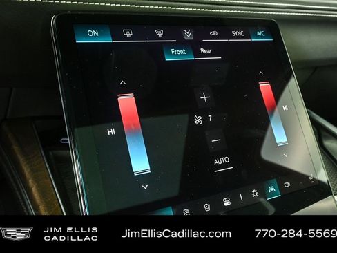 Certified 2025 Cadillac Escalade ESV Sport Platinum w/ LPO, ONYX Package image 15