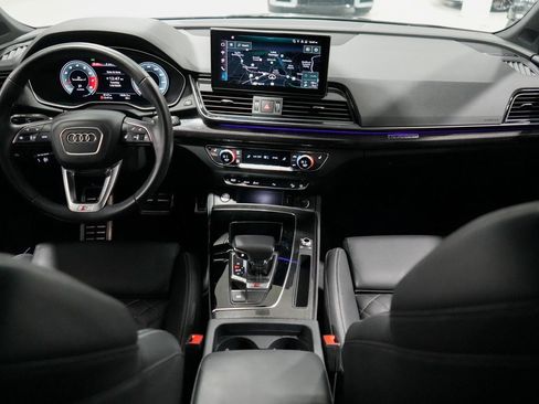 Used 2025 Audi SQ5 Premium Plus w/ Premium Plus Package image 15