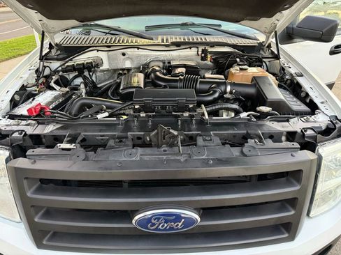 Used 2010 Ford Expedition XLT AWD/4WD image 30