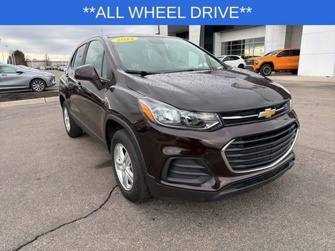 Used 2021 Chevrolet Trax LS w/ Tint and Cruise Package image 3
