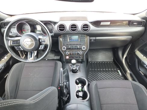 Used 2016 Ford Mustang Coupe RWD image 19