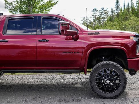 Used 2022 Chevrolet Silverado 3500 High Country AWD/4WD image 9