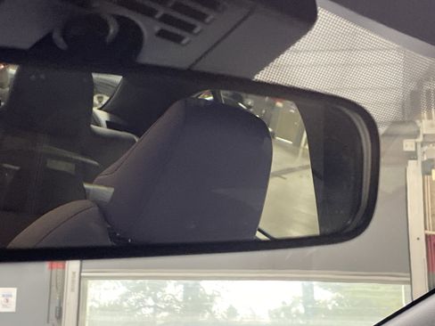 Certified 2023 Toyota Corolla SE image 27