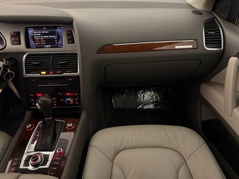 Used 2011 Audi Q7 TDI Premium Plus AWD/4WD image 30