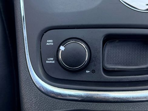 Used 2016 Dodge Durango Citadel w/ Premium Entertainment Group AWD/4WD image 13