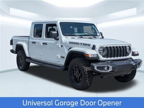 New 2025 Jeep Gladiator Sport image 9