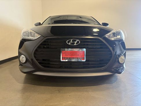 Used 2016 Hyundai Veloster Turbo FWD image 9
